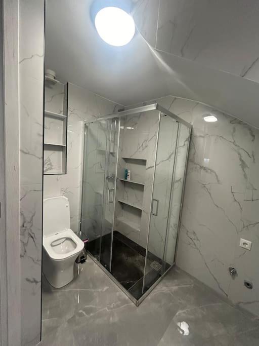 Luxury Apt 5Min To Metro Nikaia Pireus Zewnętrze zdjęcie